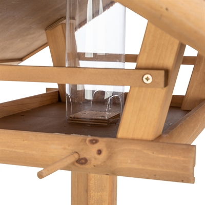Trixie natura voederhuis met standaard en silo grenenhout bruin (53X53X28/140 CM)
