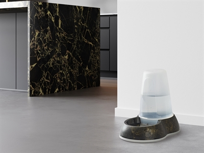 SAVIC DRINKBAK LOOP MARBLE ZWART / GOUD — 26X17,5X23 CM 1,5 LTR — afbeelding 5