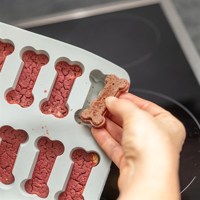 TRIXIE BAKMAT VOOR DIERENSNACKS BOTVORM BPA VRIJ GRIJS — 24X29 CM — afbeelding 7